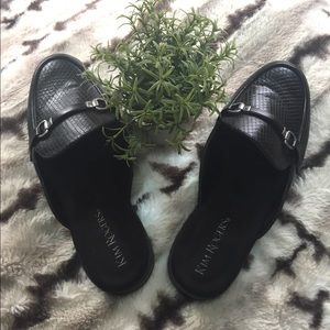 Kim Rogers Black Mules/w Metal Accents (8.5) EUC